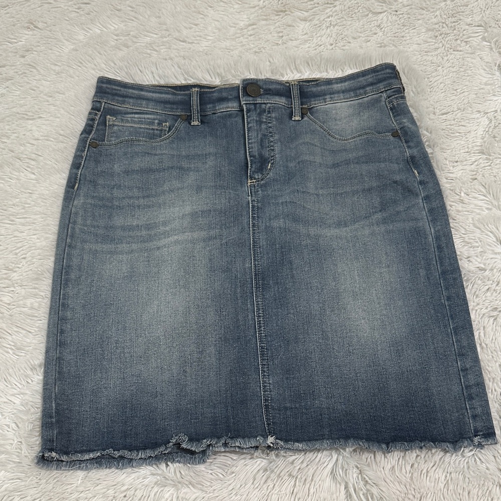 🌴 Code Bleu Stretch Denim Skirt